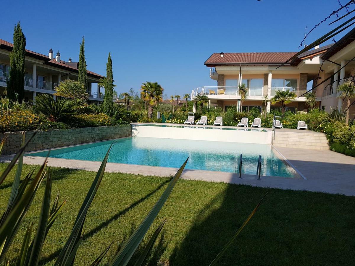 De Luxe Apartments Dolce Vita Sirmione Buitenkant foto