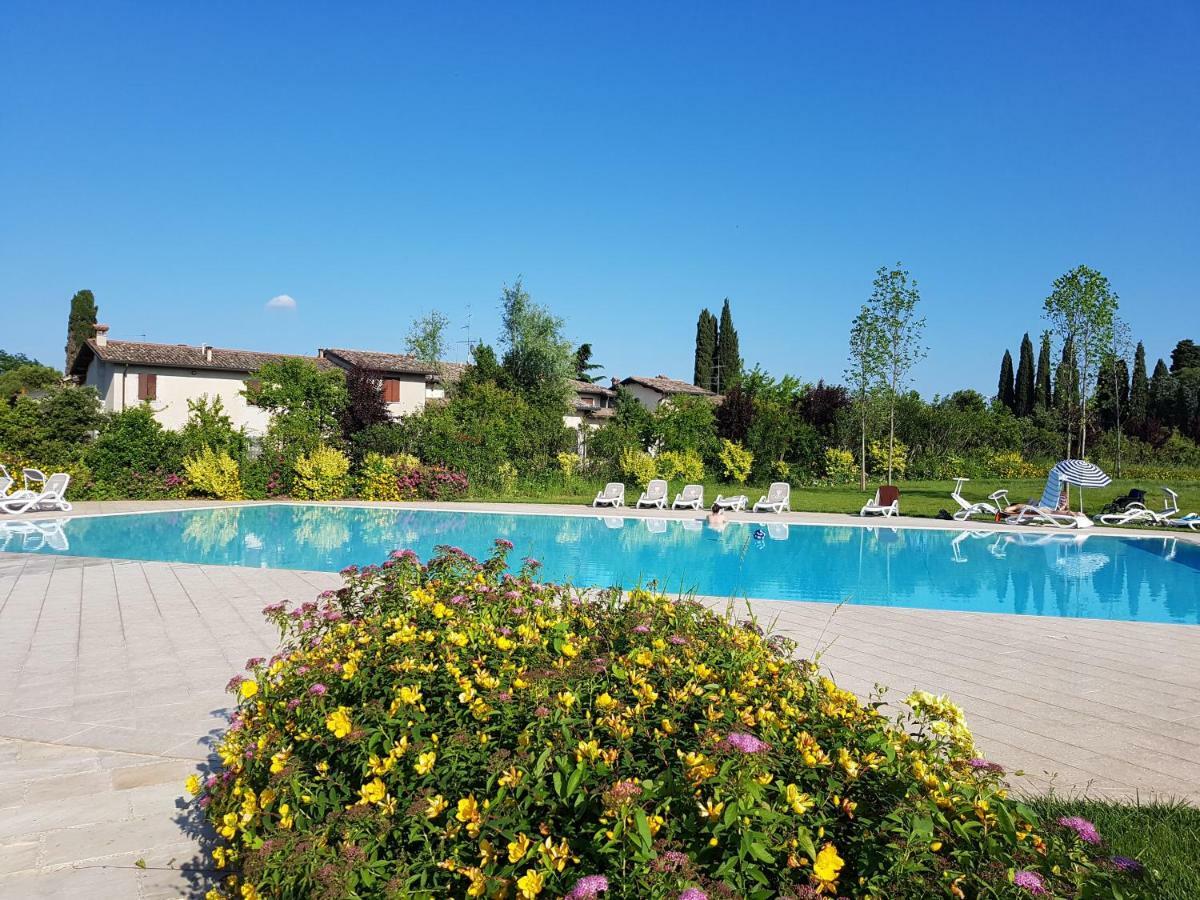 De Luxe Apartments Dolce Vita Sirmione Buitenkant foto